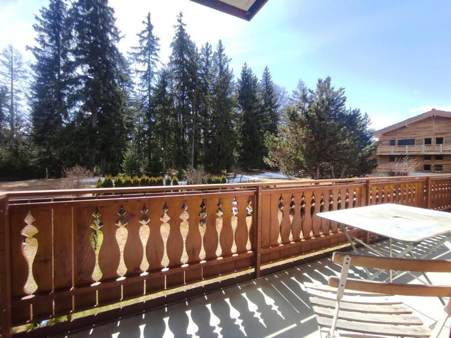 Family Friendly 2-Bedroom Near Golf & Ski Slopes Lens Exterior photo